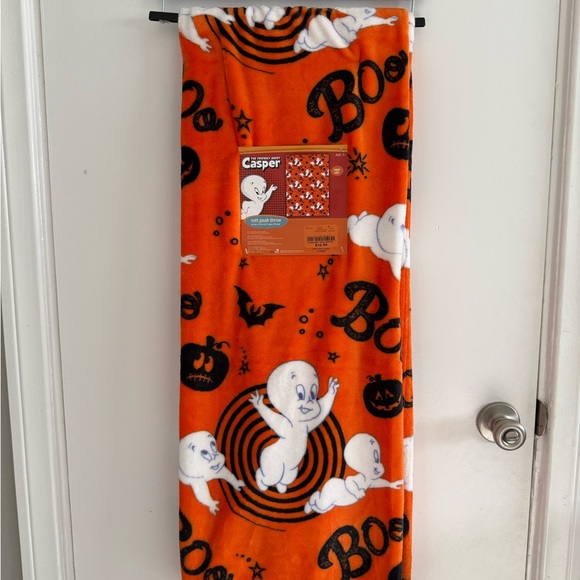 Casper Halloween Orange Blanket - Picture 1 of 2
